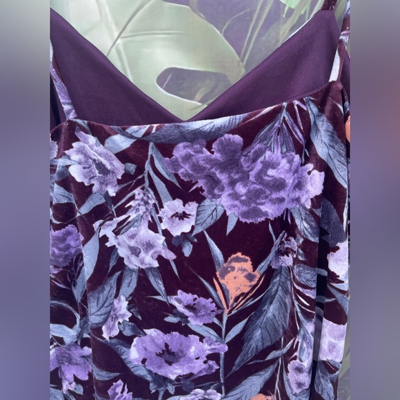 Small velvet tank top - Picture 3 of 4